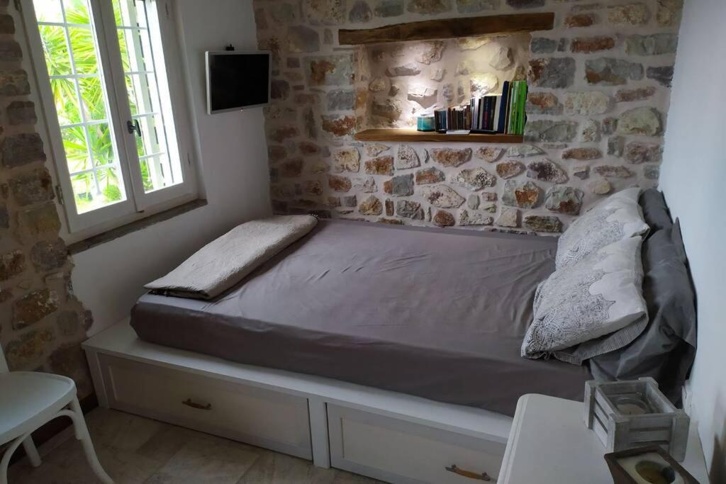 Klovino House Дом отдыха Douvia