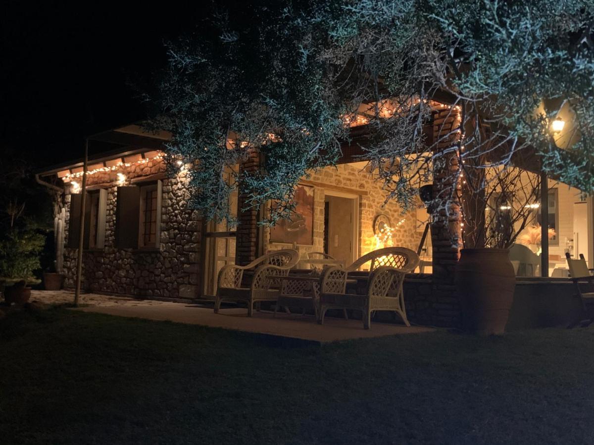 Holiday home Klovino House Douvia